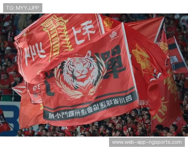 成都蓉城迎战对手全力备战 蓉城志在高峰力争胜利