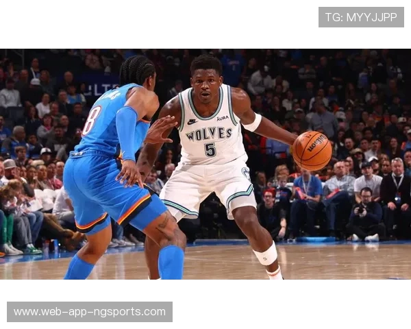 雷霆队迎战森林狼展开激烈对决，双星对抗引爆全场精彩瞬间