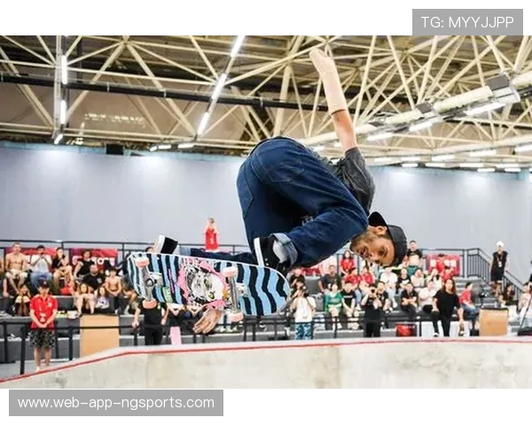 深圳滑板队凭借80分在滑板精英赛积分榜上稳居第一名