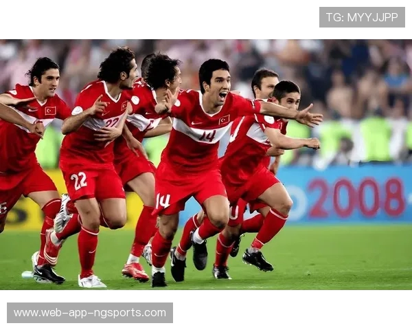 冰岛与土耳其足球对决比分分析及战术解析 冰岛与土耳其足球对决比分分析及战术解析