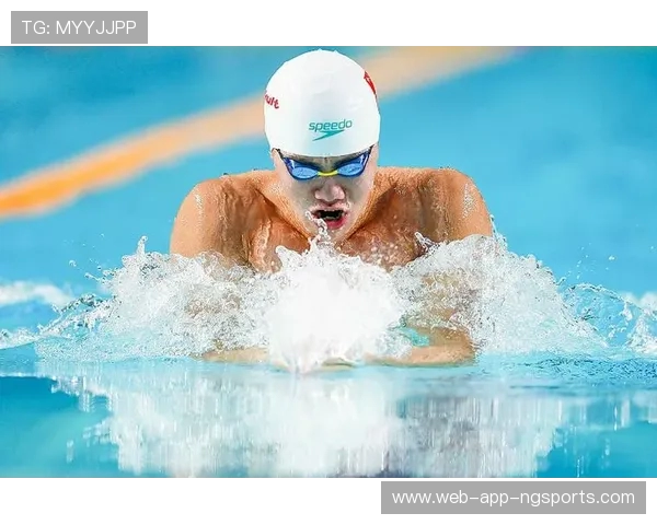 利物浦与贺芬咸激战正酣比分悬念引人关注 利物浦与贺芬咸激战正酣比分悬念引人关注